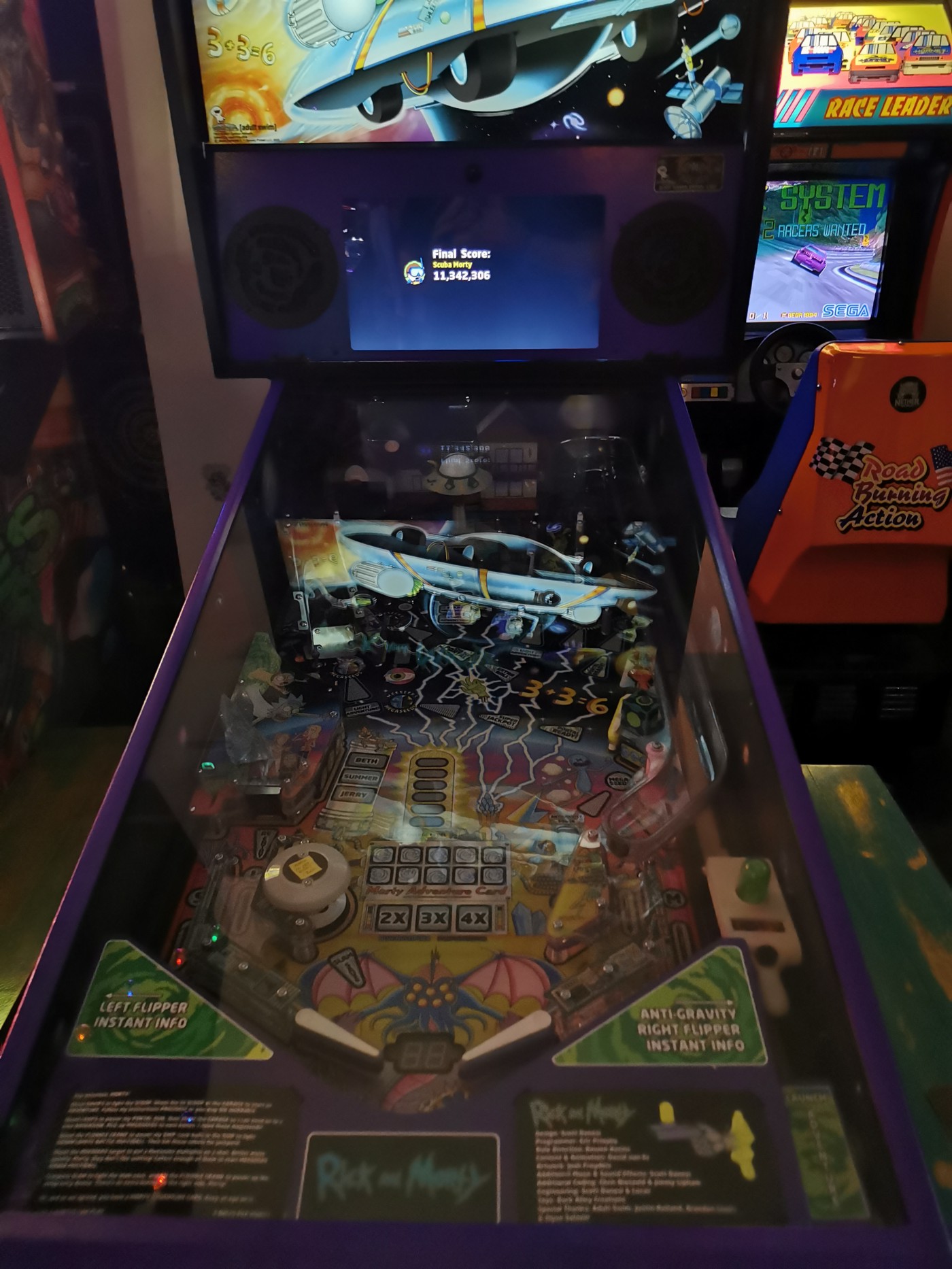 Rick and Morty pinball is awesome! Except for the flipper feel.